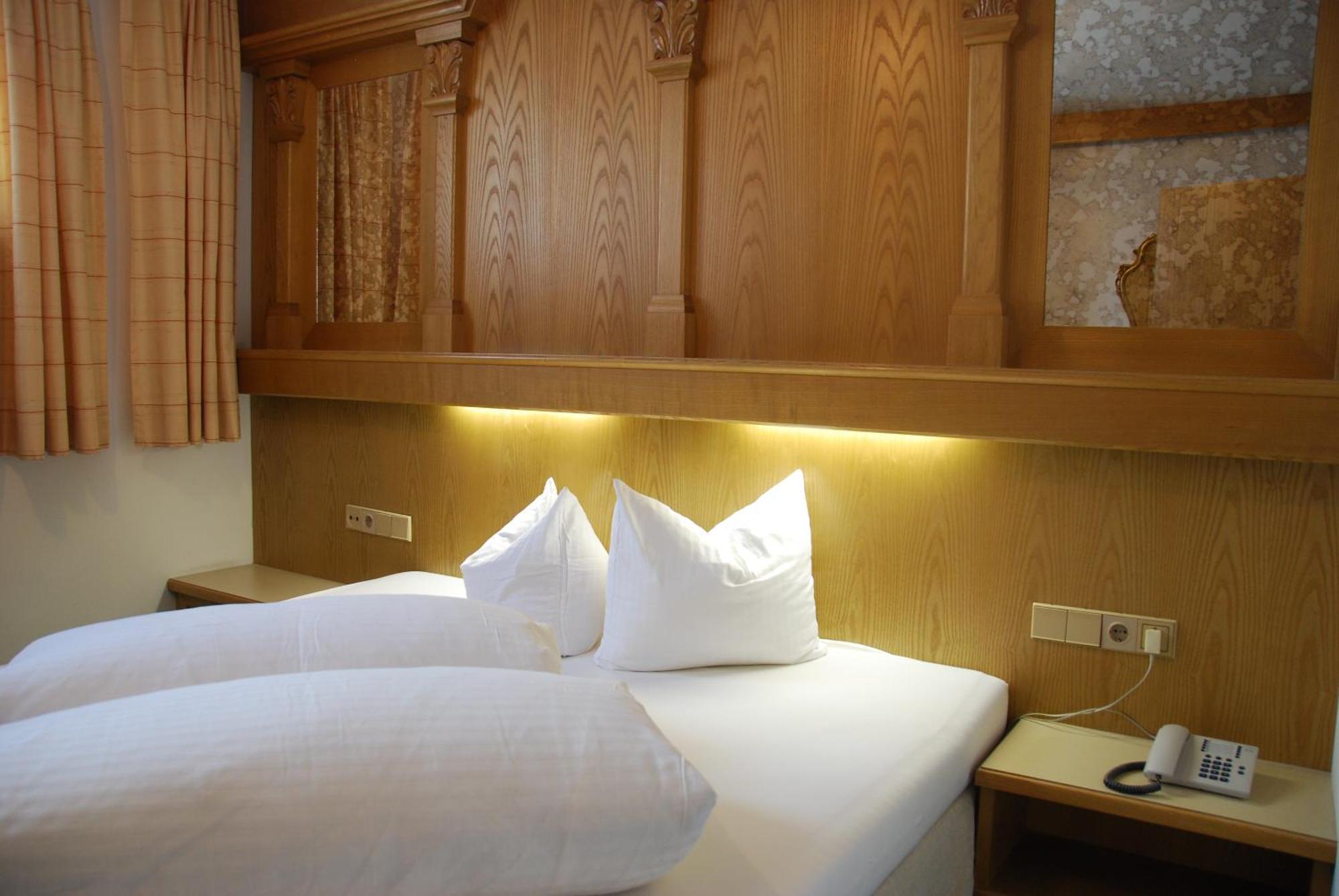 נאודרס Alpenhotel Regina חדר תמונה